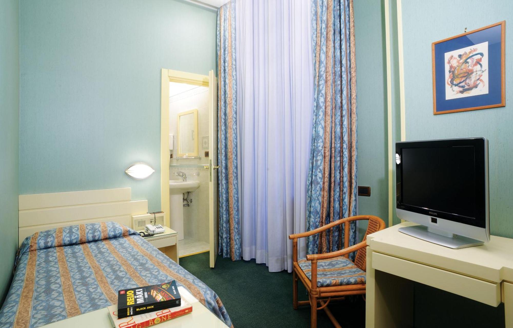 Hotel Patria Ρώμη Εξωτερικό φωτογραφία