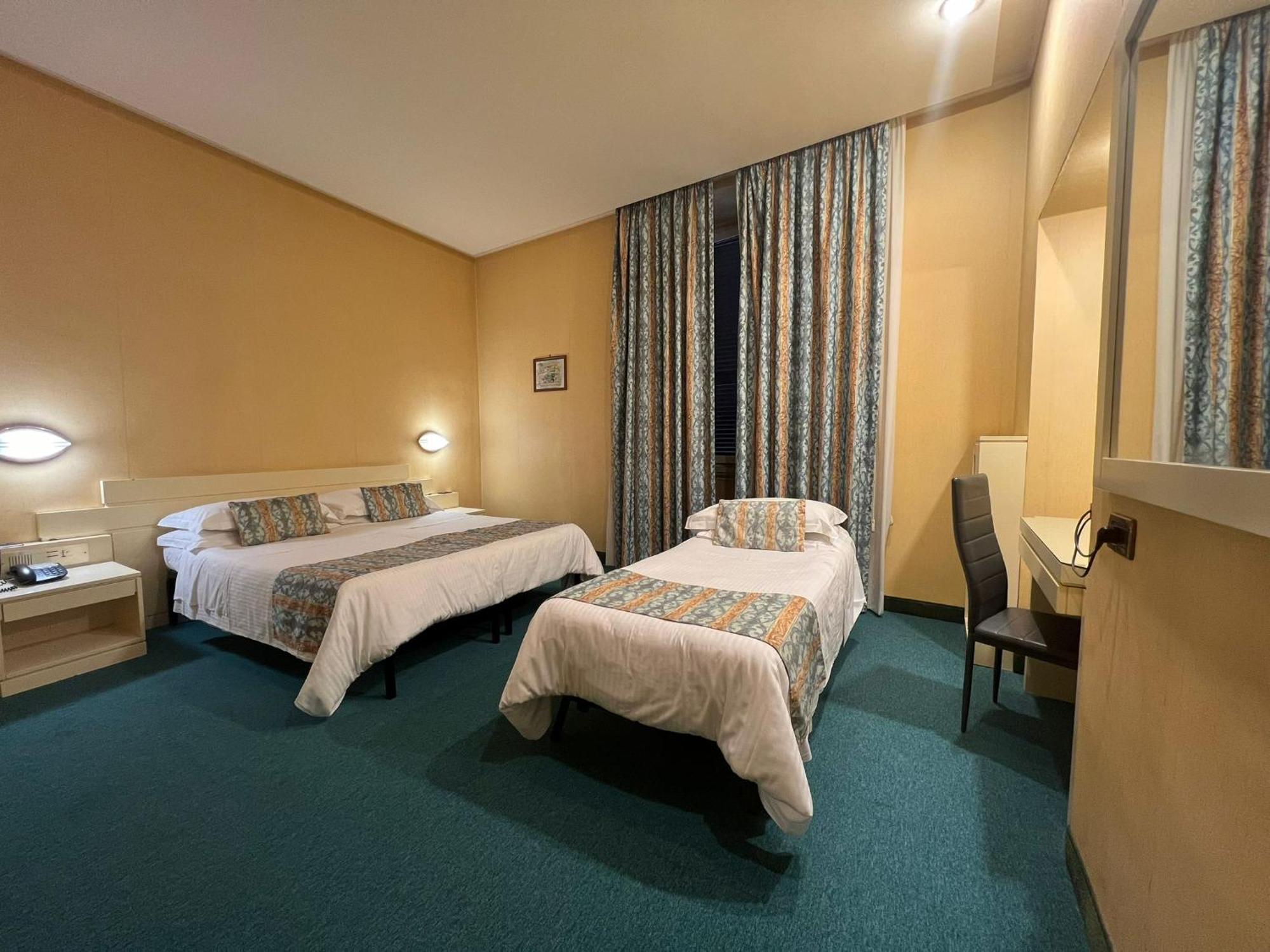 Hotel Patria Ρώμη Εξωτερικό φωτογραφία